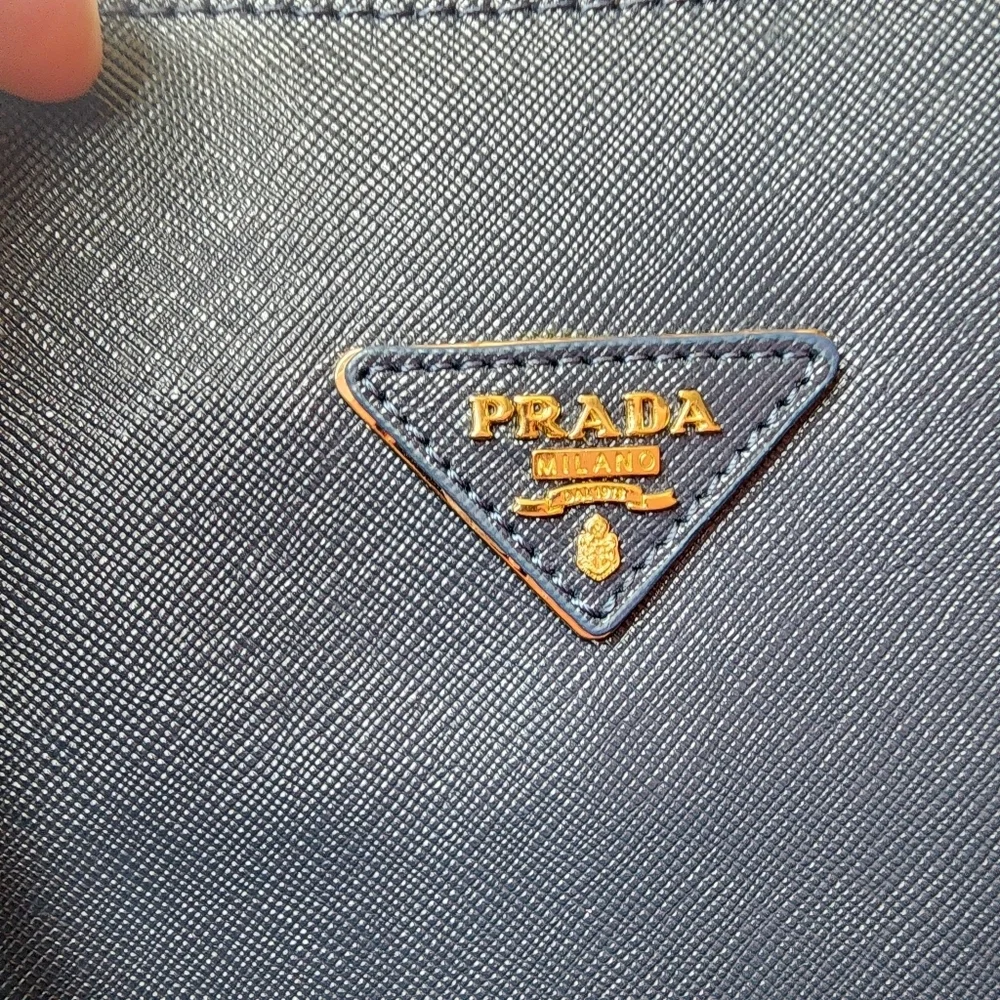🌸 Prada | Handbag | Medoum sized bag - Picture 9 of 16